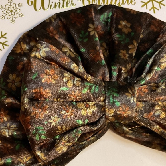 Bebe Baby Winter Headband and Booties Set - Picture 4 of 6